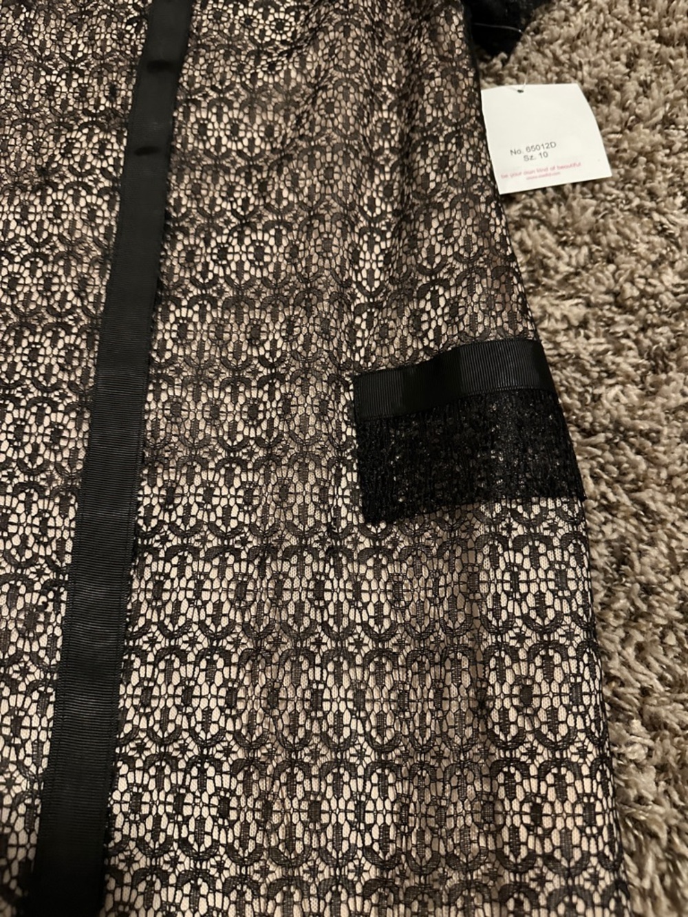 Zoe Ltd Black Lace Overlay Dress with Cream Underlayer - Picture 3 of 4